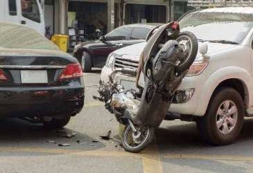 How Motorcycle Accidents and Car Accidents Are Different